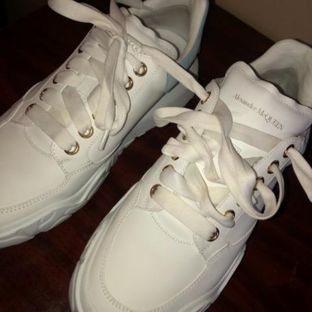 Women's size 40 (10 us) Alexander McQueen Sneakers